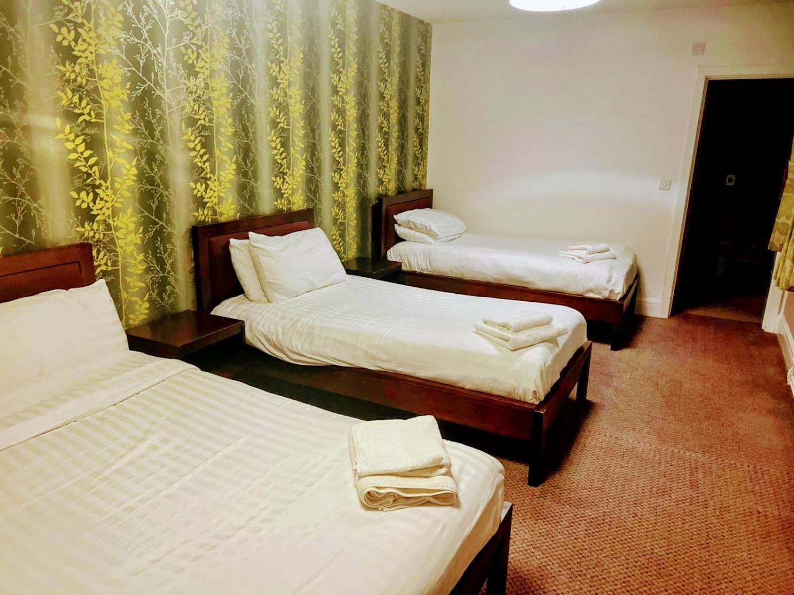 Gillygate Bar And Rooms Йорк Экстерьер фото